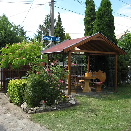 Myrna Haz * Balatonakali